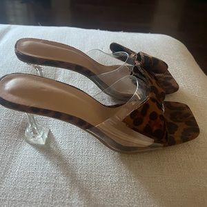 Shein Sandals with heel Size 9